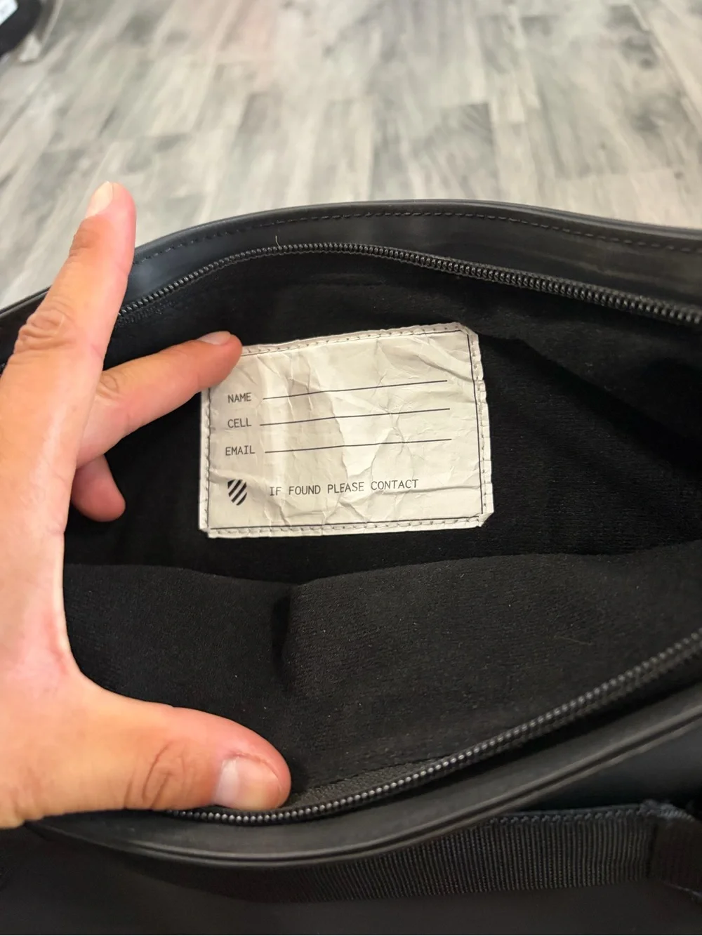 Langly Bravo Mirrorless Shoulder Bag